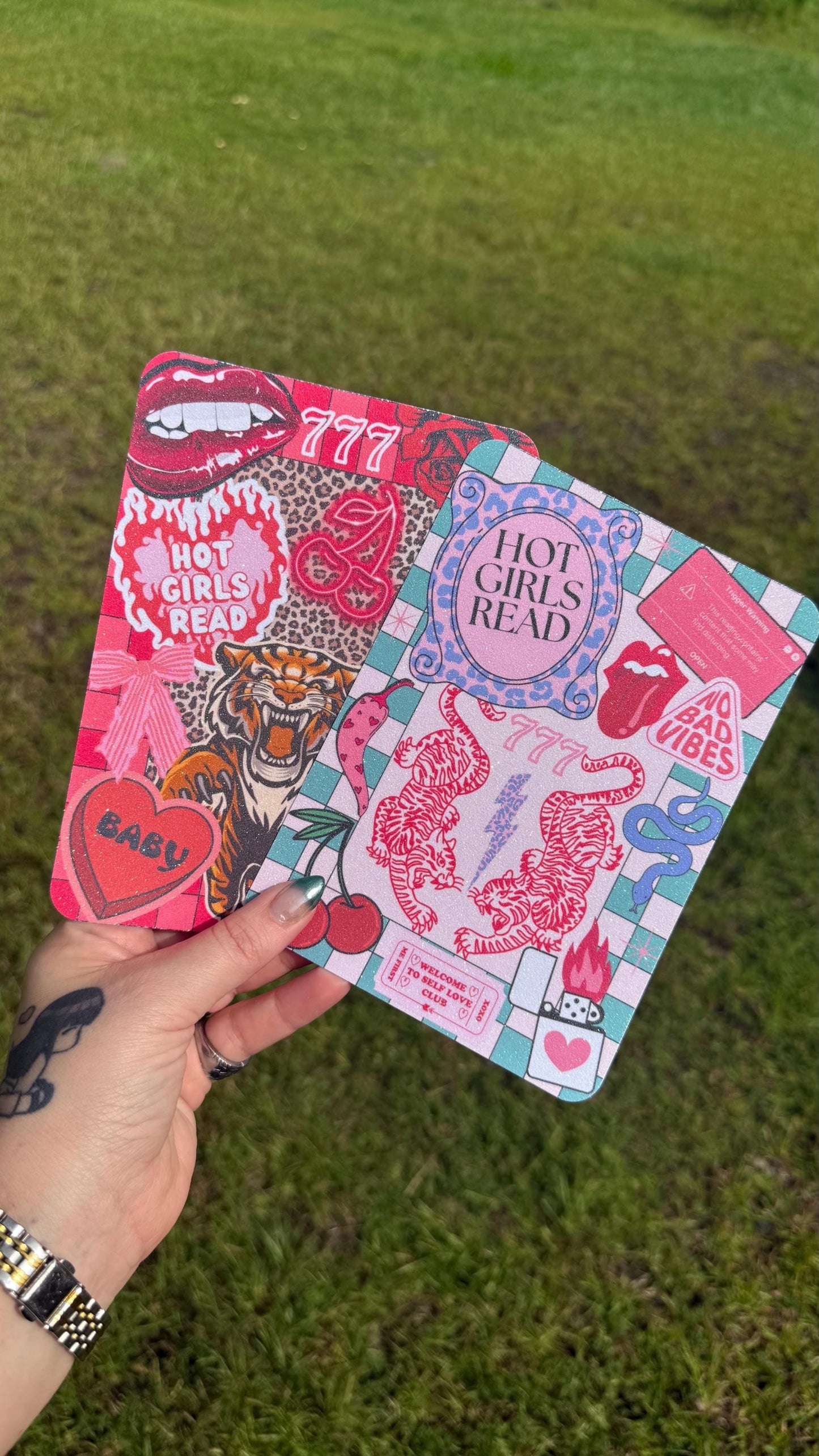 Trendy Hot Girls Read/Lucky Kindle Case Insert / booktok/ bookish merch/ clear case insert/ edgy