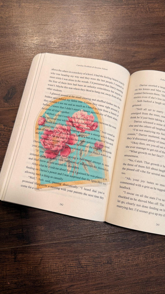 Transparent Dragon bookmark /fantasy/booktok/book merch/ bookish accessories/ clear bookmark /romantasy