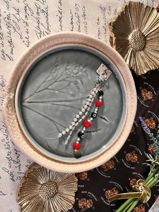 Trendy Kindle Chain//Kindle Accessories/E-Reader Accessories/fantasy/romance/8 ball/ hearts/bookish merch/booktok